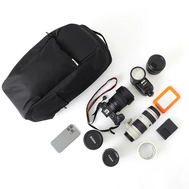 多くのフォトグラファーに愛された 名品カメラバッグ〈DSLR Pro Pack