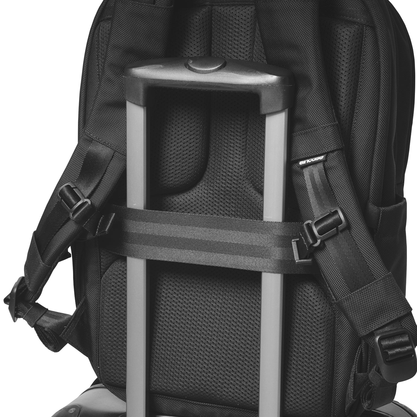 Tracks Backpack 25L -Black-