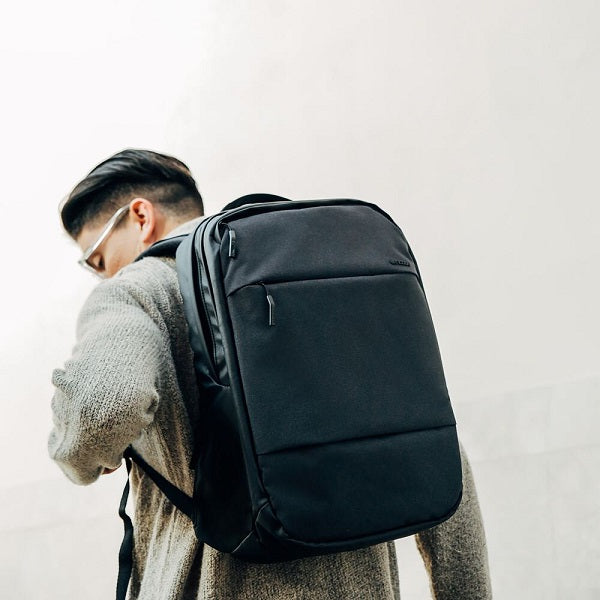 City Compact Backpack / 19L -Black-