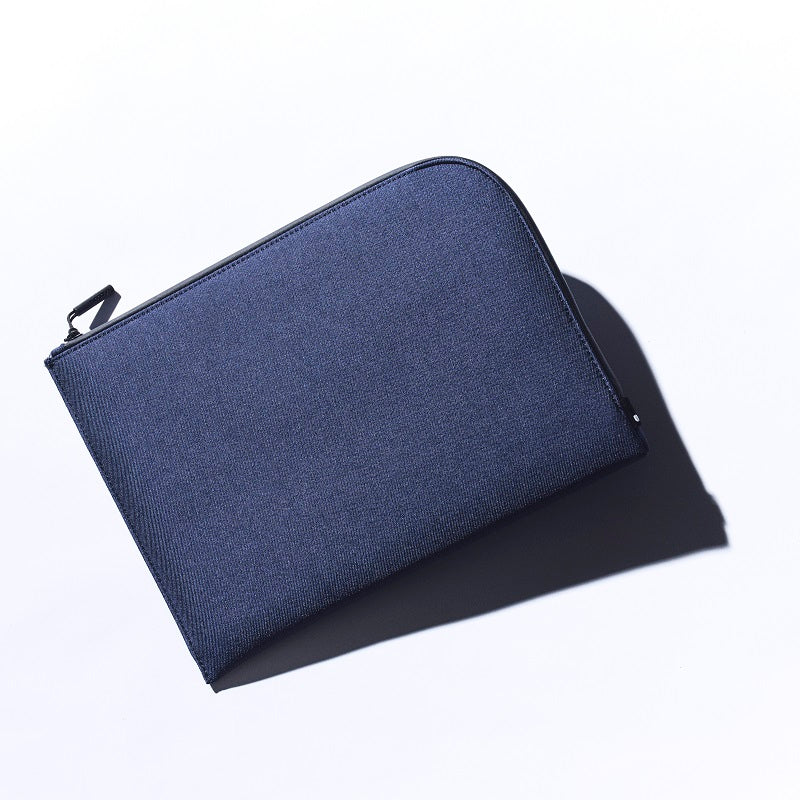 Facet Sleeve with Recycled Twill 13" -Navy-