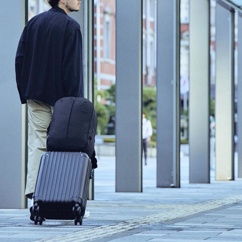 Tracks Backpack 25L -Black-