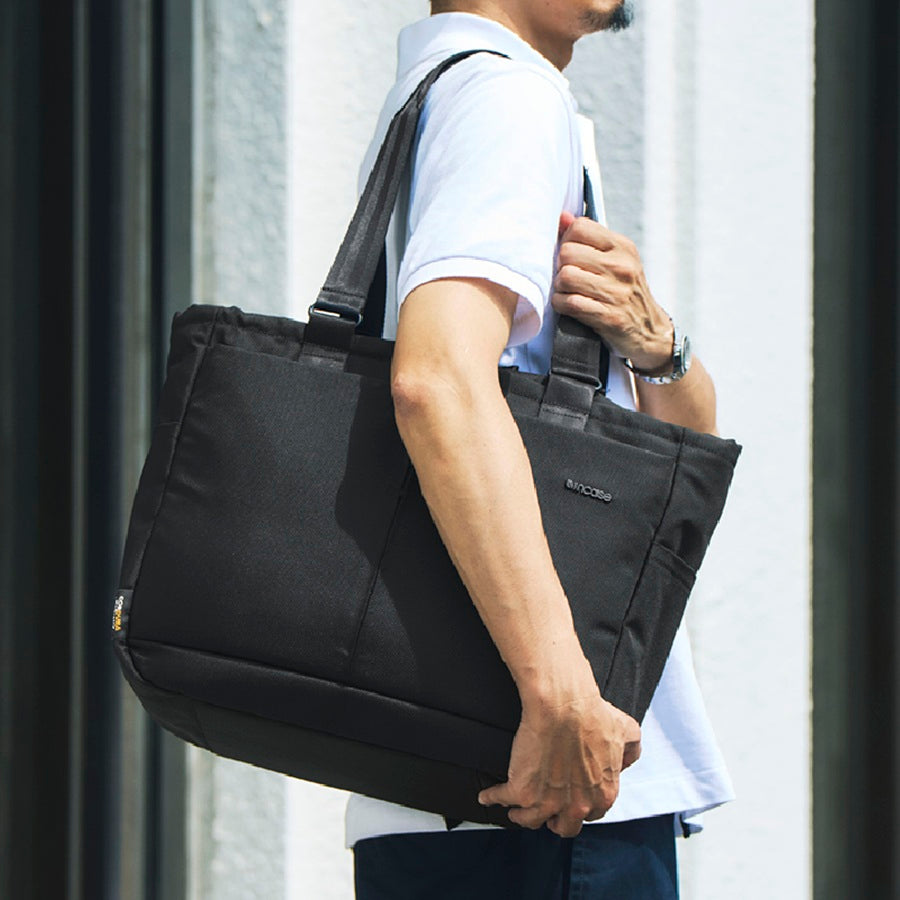 Tracks Tote / 22L -Black-