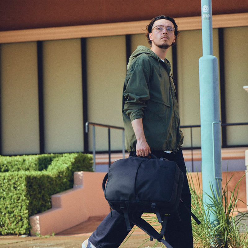 EO Travel Backpack / 27L -Black-