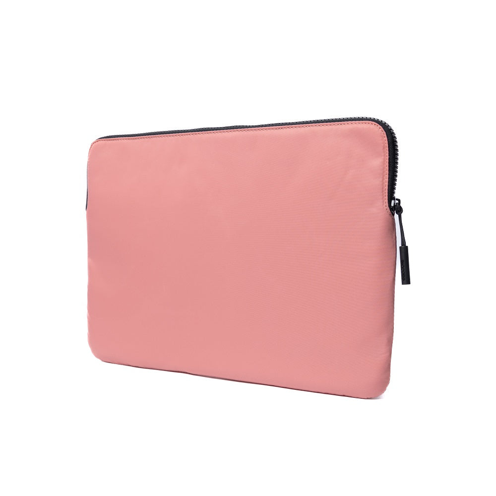 Compact Sleeve in Flight Nylon for  MacBook Pro 13"  -Lt Pink-