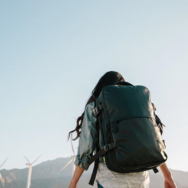 EO Travel Backpack / 27L -Black-