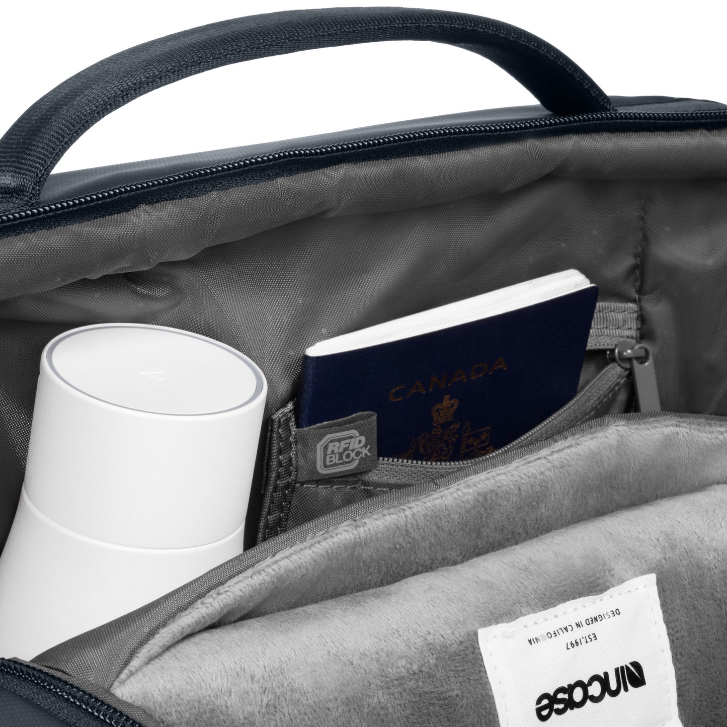 A.R.C. Tech Tote / 10L -Navy-