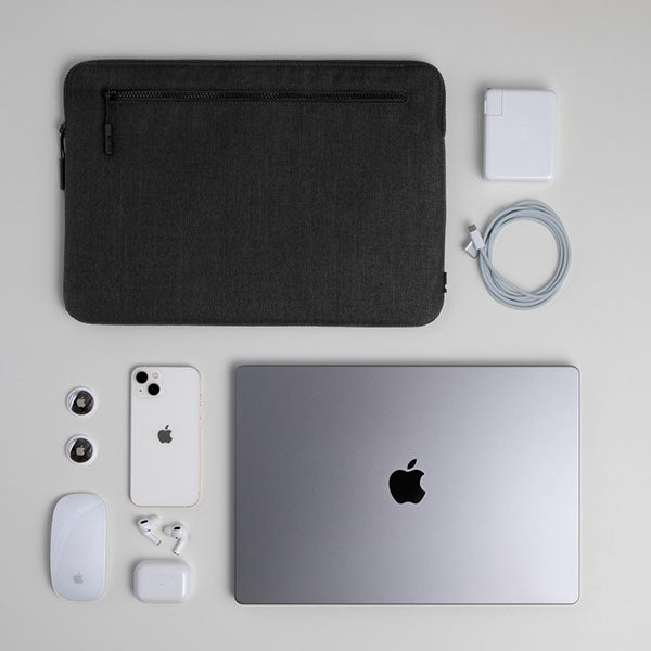 Compact Sleeve in Woolenex for 13-inch MacBook Pro & MacBook Air Retina - Charcaol -