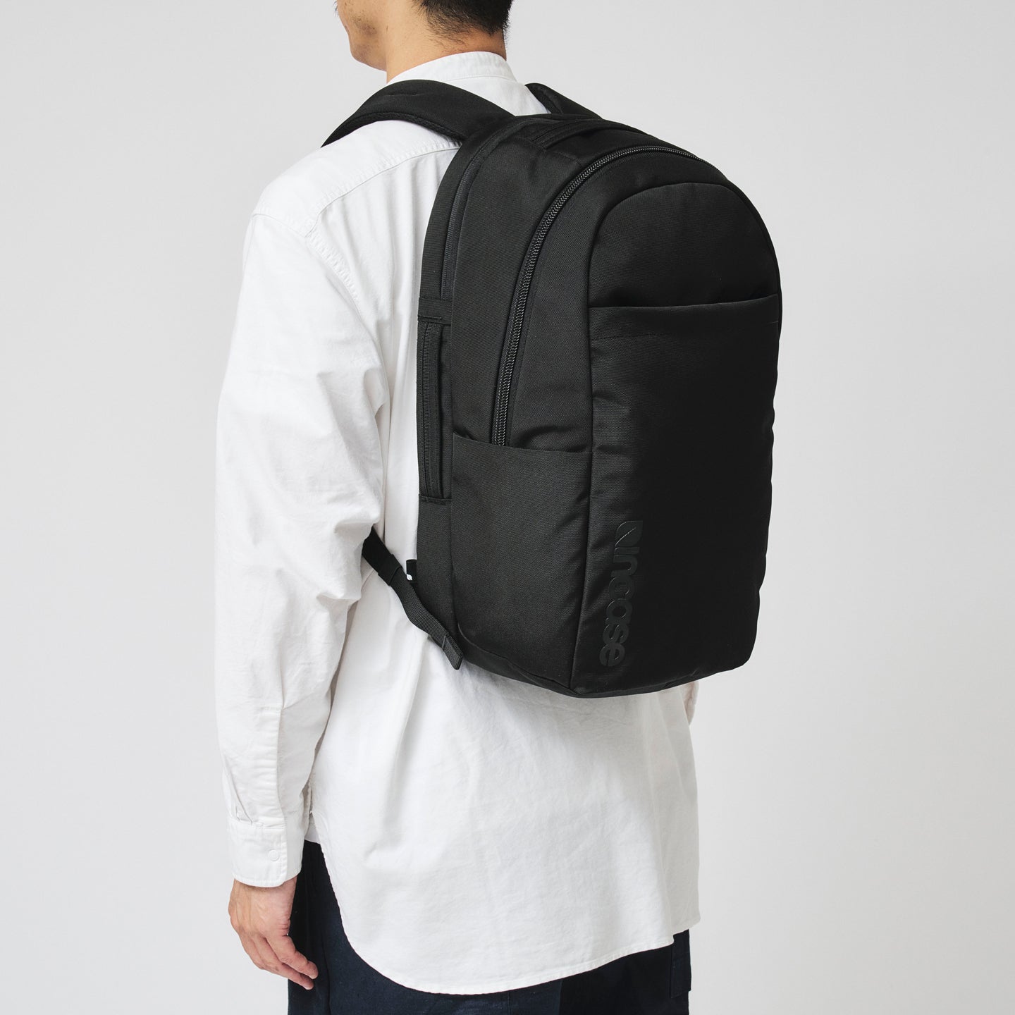 Grid Backpack 23L -Black-