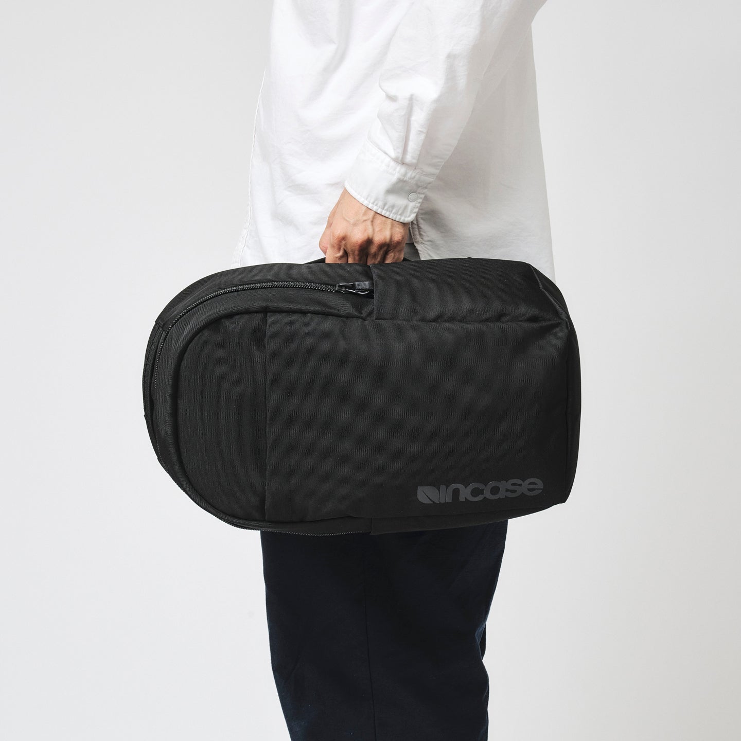 Grid Backpack 18L -Black-
