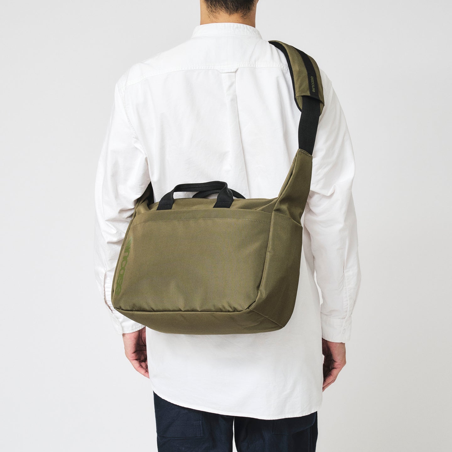 Grid Shoulder Bag 15L -Olive-