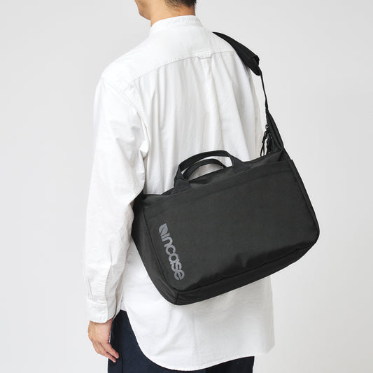 Grid Shoulder Bag 15L -Black-