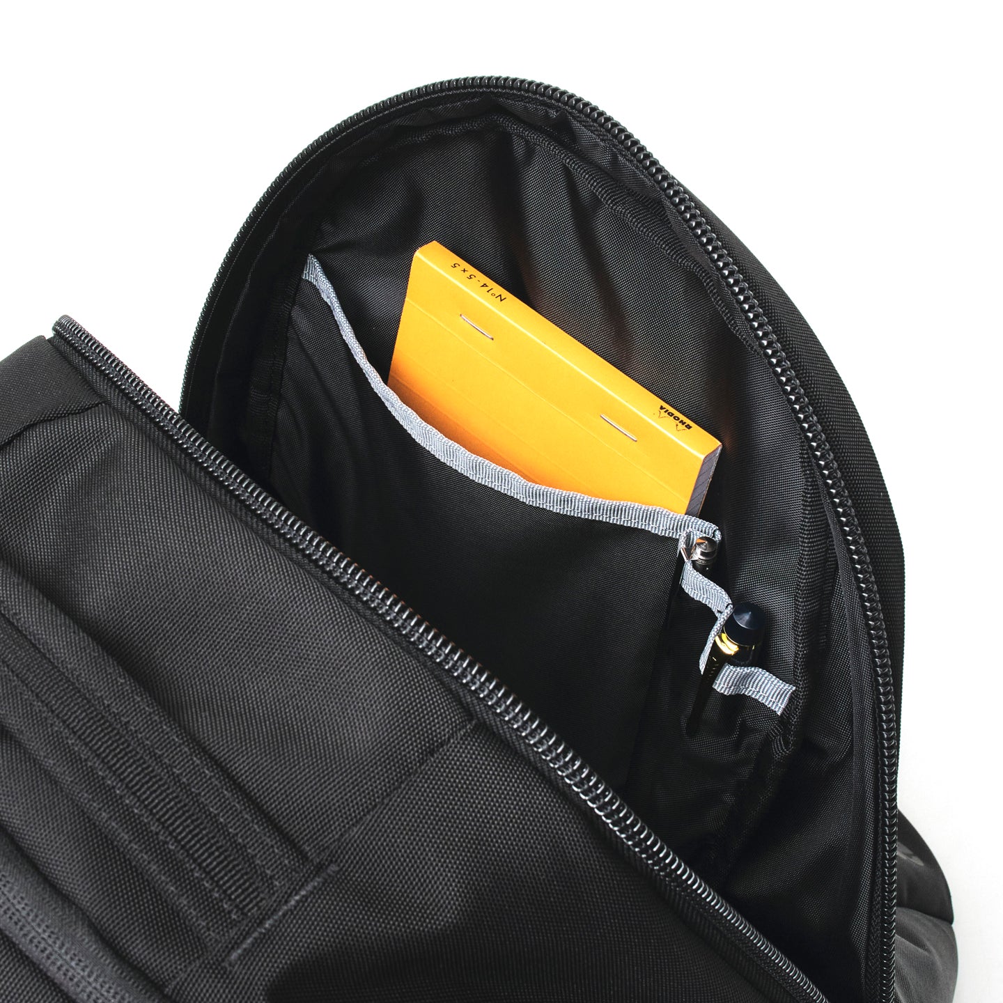 Grid Backpack 23L -Black-