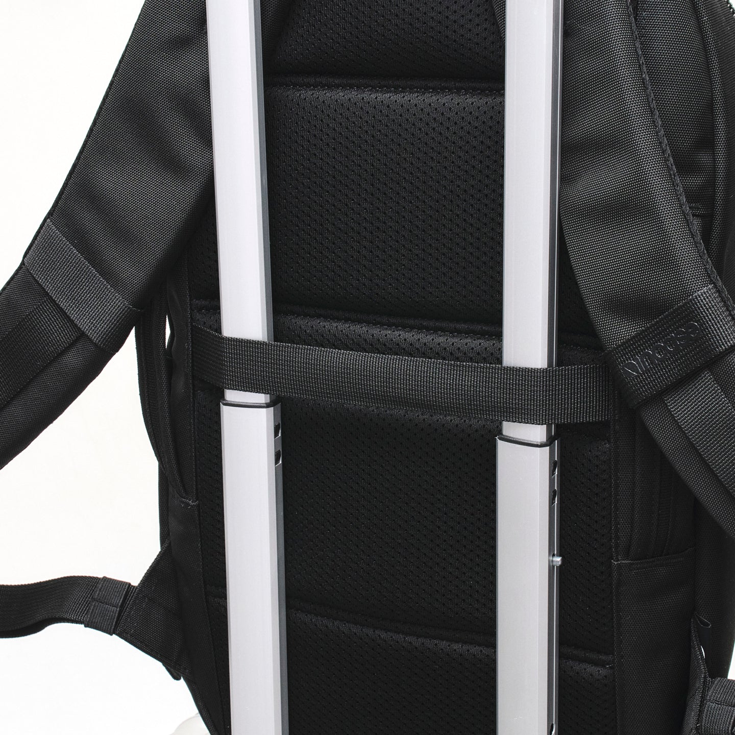Grid Backpack 18L -Black-