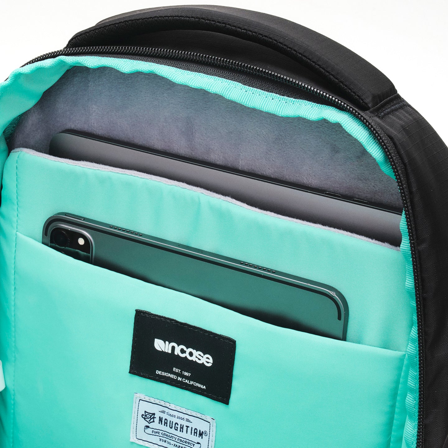 Tracks Backpack 18L for NAUGHTIAM -Black- (LIMITED MODEL)
