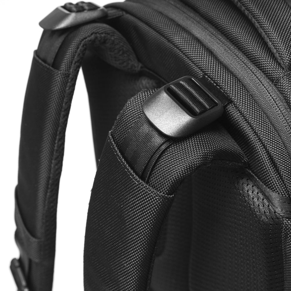 Tracks Expansion Backpack / 21L -Black-
