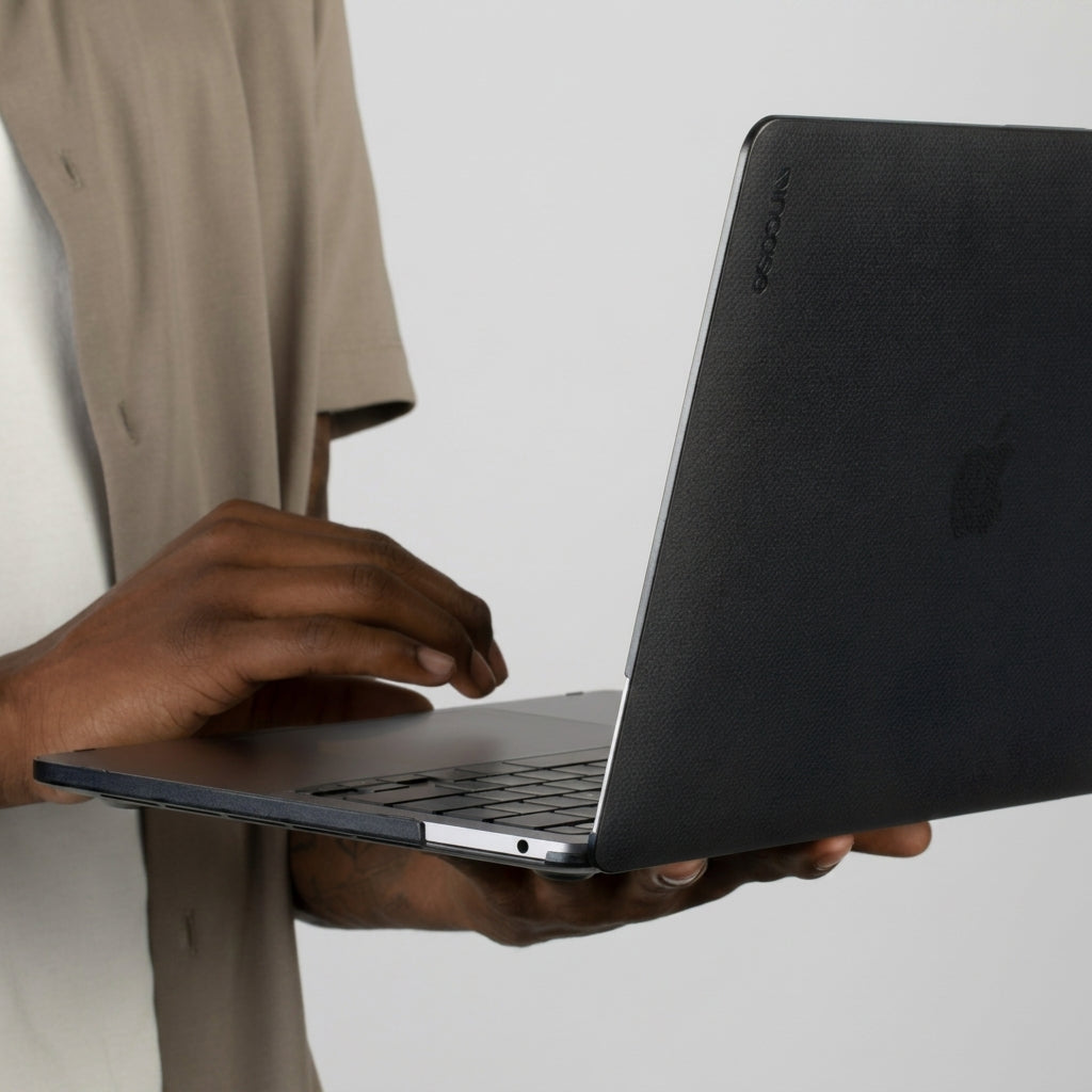 Hardshell Case Dots for 14" MacBook Pro - Black -
