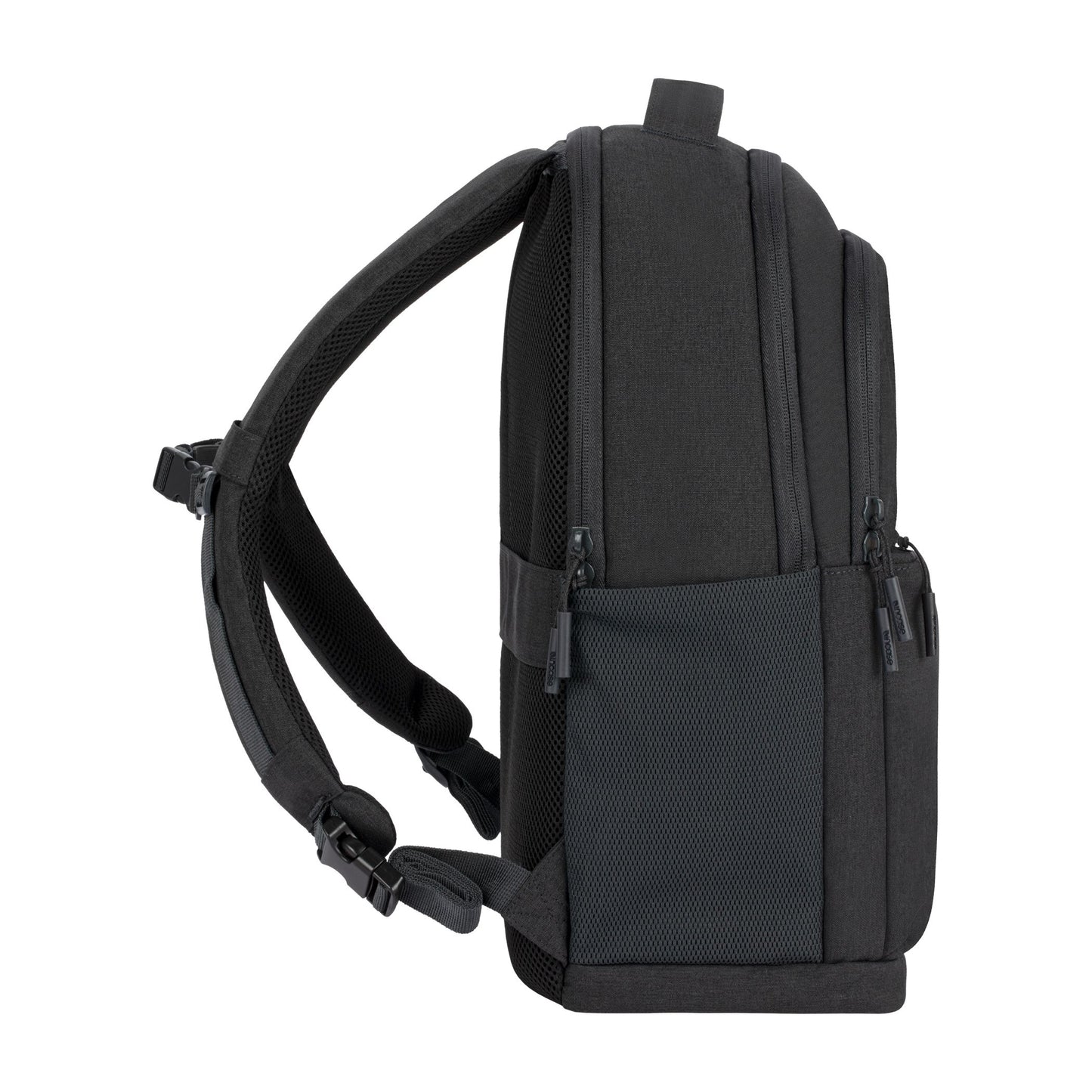 Facet 25L Backpack -Black-