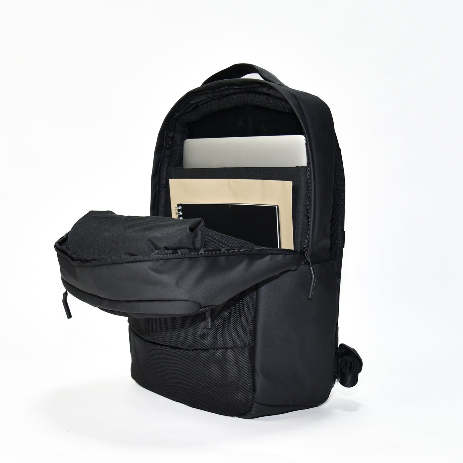 Incase（インケース）公式通販 シティコンパクト(City Compact Backpack) 大容量 軽量 ビジネスリュック – Incase( インケース) 公式通販