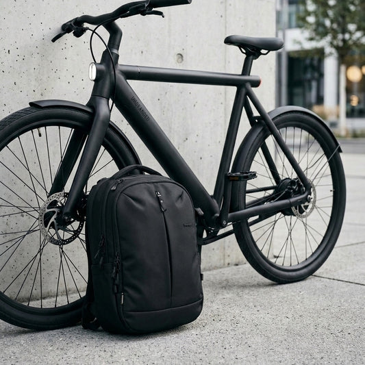 Tracks Backpack 25L -Black-