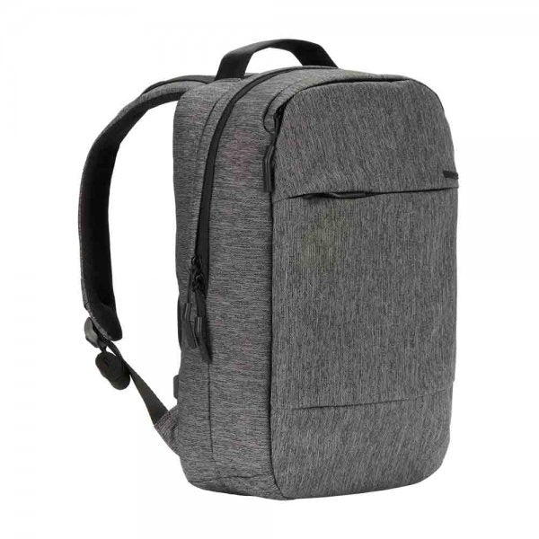 新品Incase バックパック リュックCity Dot Backpack