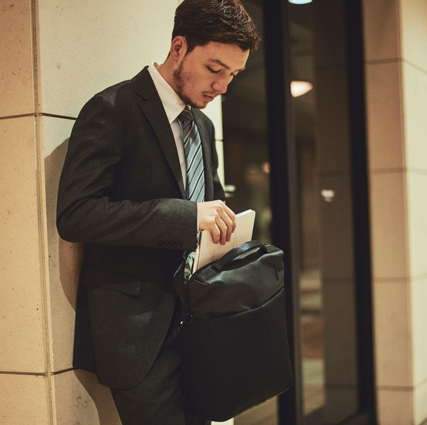 エーアールシーテックトート(A.R.C. Tech Tote) -黒(ブラック