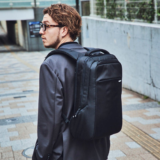 Icon Slim Backpack -Black-